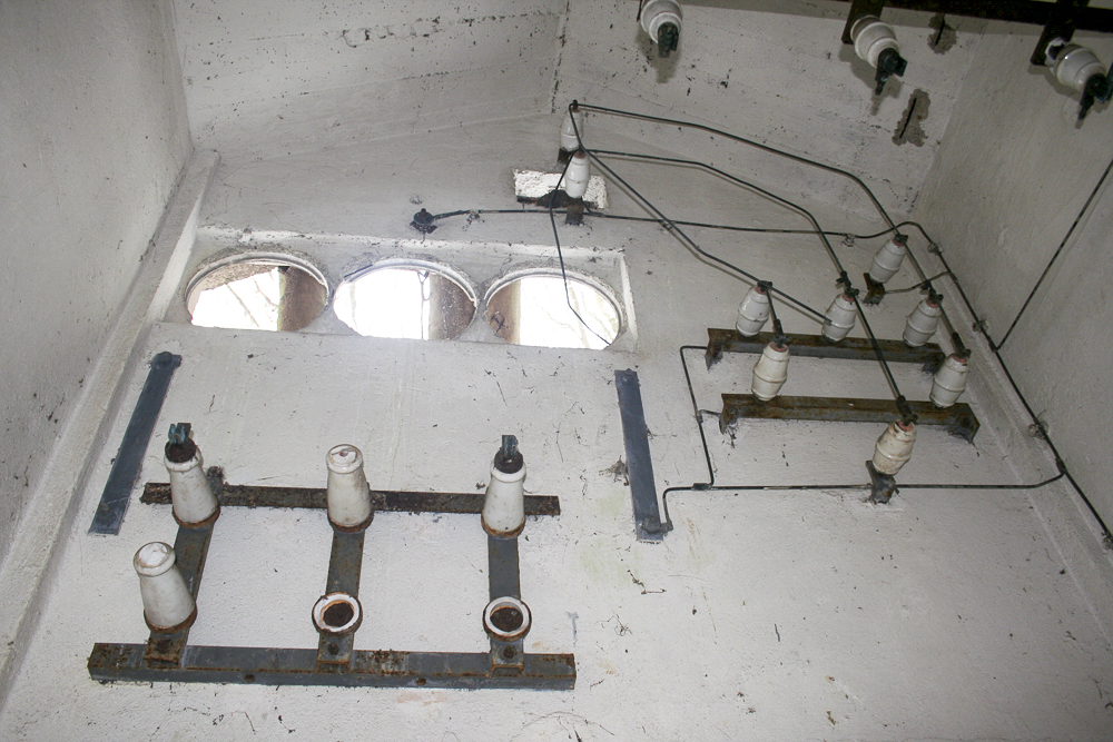 Ligne Maginot - MOLVANGE - A9 - (Ouvrage d'artillerie) - Intérieur du Transformateur extérieur - Michel Teiten