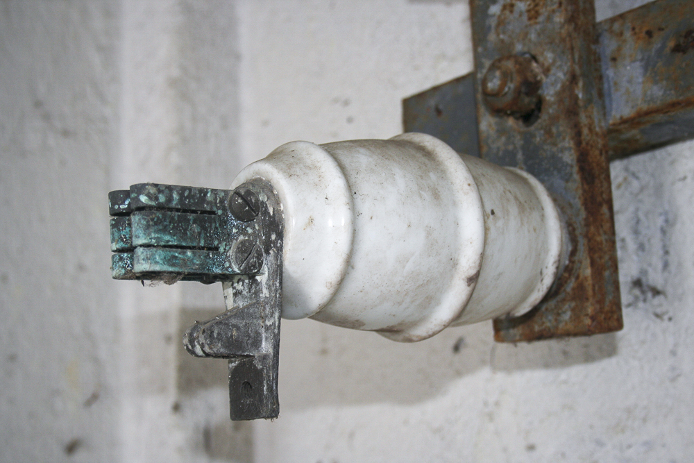 Ligne Maginot - MOLVANGE - A9 - (Ouvrage d'artillerie) - Intérieur du transformateur extérieur - Michel Teiten