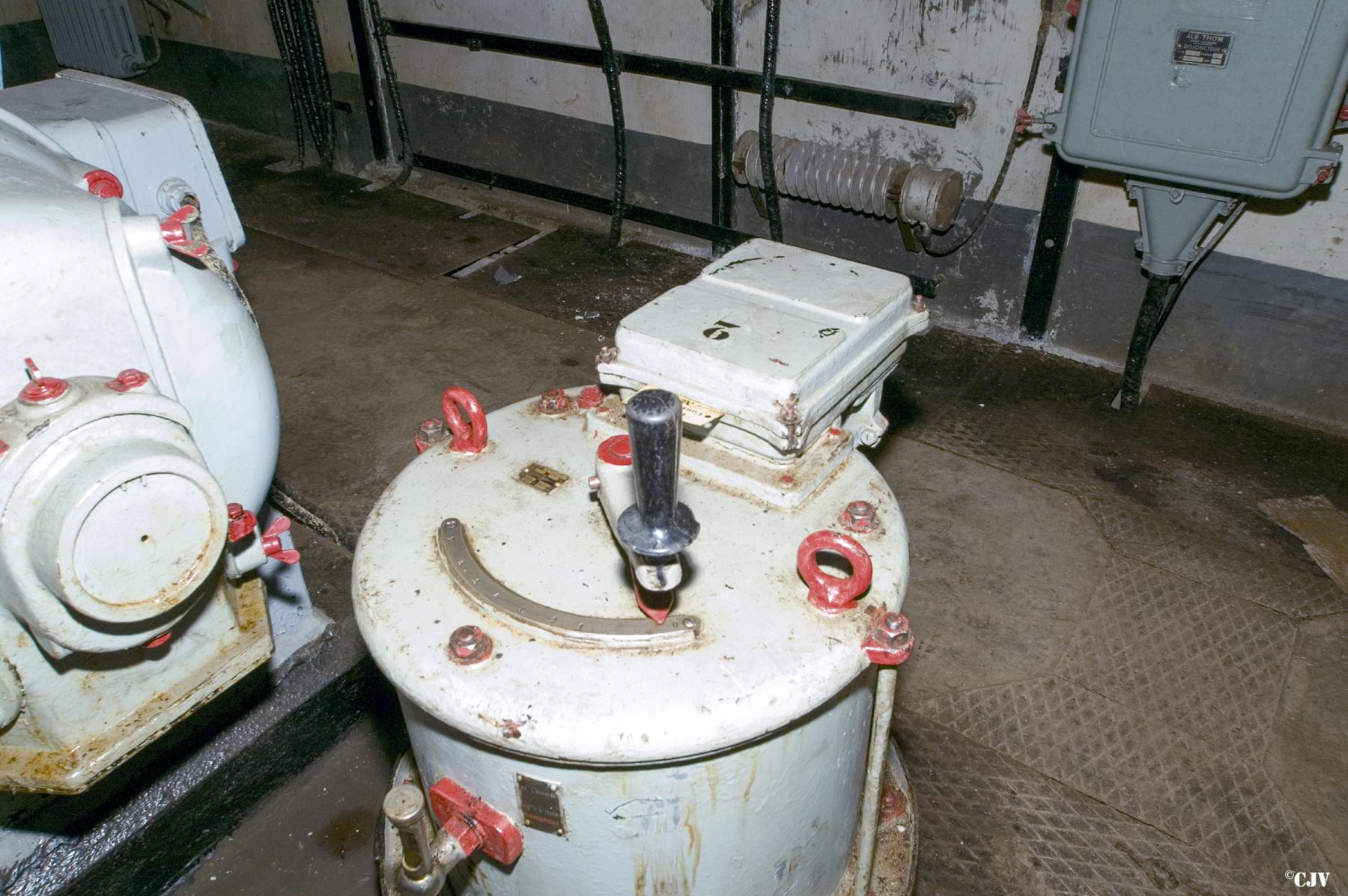 Ligne Maginot - MOLVANGE - A9 - (Ouvrage d'artillerie) - Le sous-station C