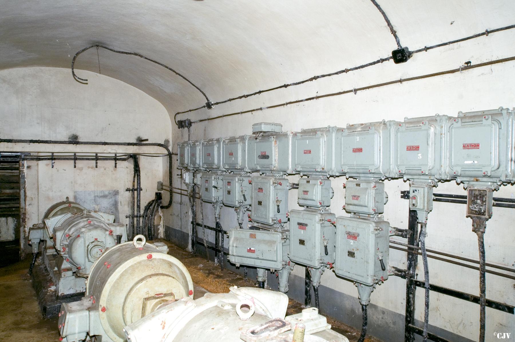 Ligne Maginot - MOLVANGE - A9 - (Ouvrage d'artillerie) - Sous-station A - Lia VERMEULEN