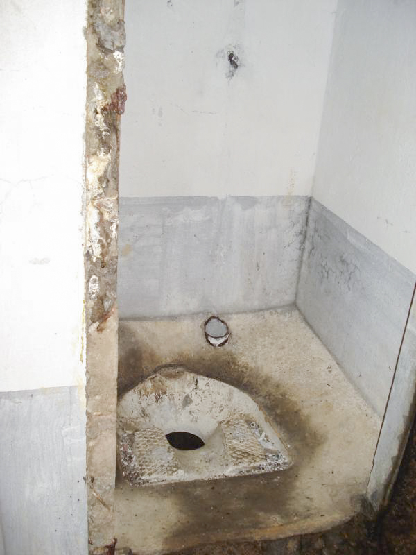 Ligne Maginot - FRESNOIS - (Casemate d'infanterie - Double) - WC