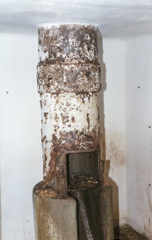 Ligne Maginot - LE CHESNOIS - CHENOIS - (Ouvrage d'artillerie) - Entrée des cables