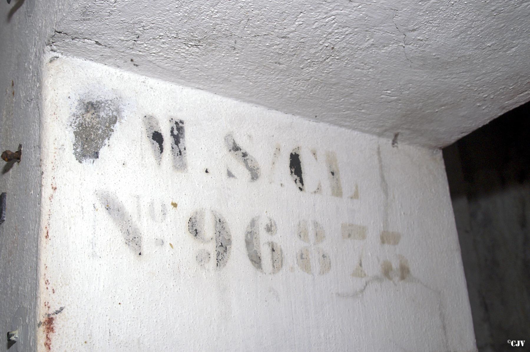 Ligne Maginot - MARGUT - (Casemate d'infanterie - Simple) - Indication du numéro du FM 24-29 devant etre employé dans le créneau de cloche.