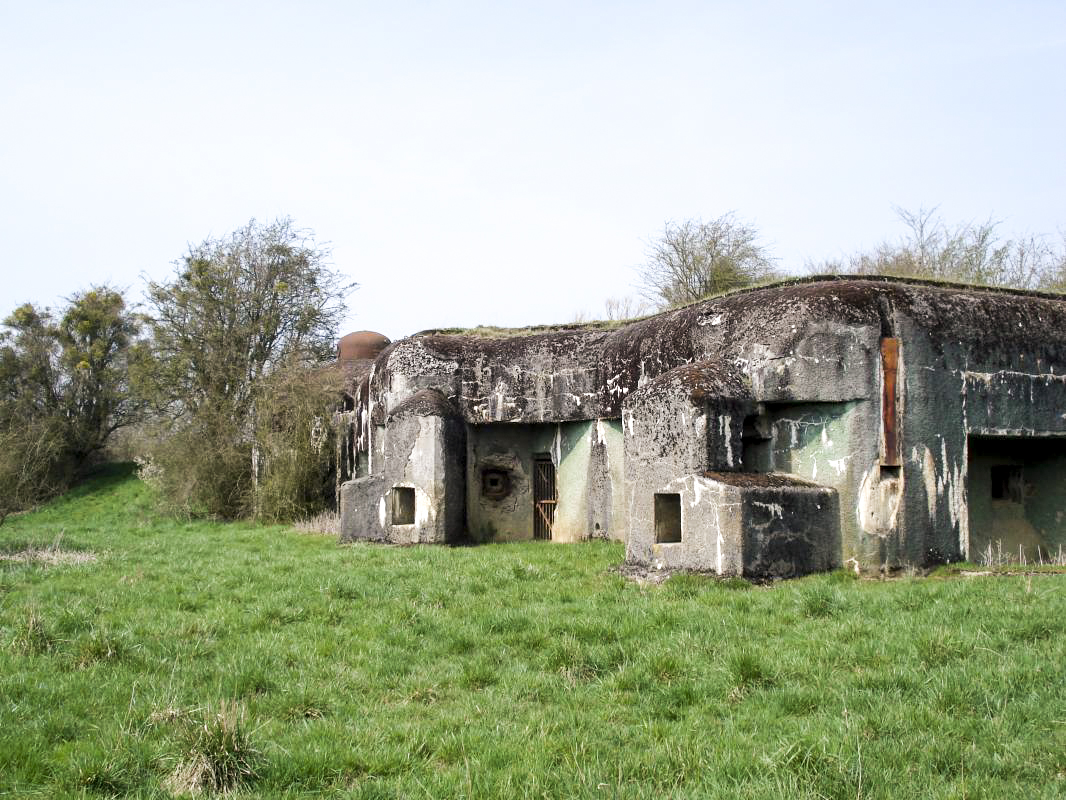 Ligne Maginot - MOIRY - (Casemate d'infanterie - Double) - 