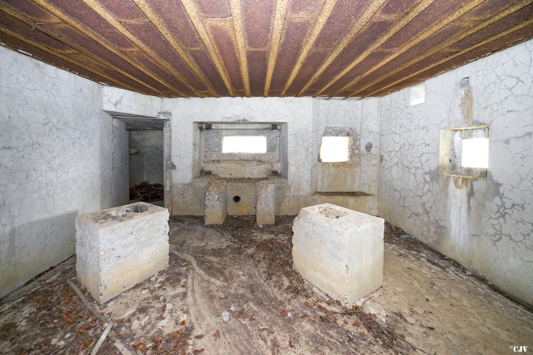 Ligne Maginot - MY4 - (Blockhaus lourd type STG / STG-FCR - Simple) - La chambre de tir avec créneau pour le canon AC et la mitrailleuse