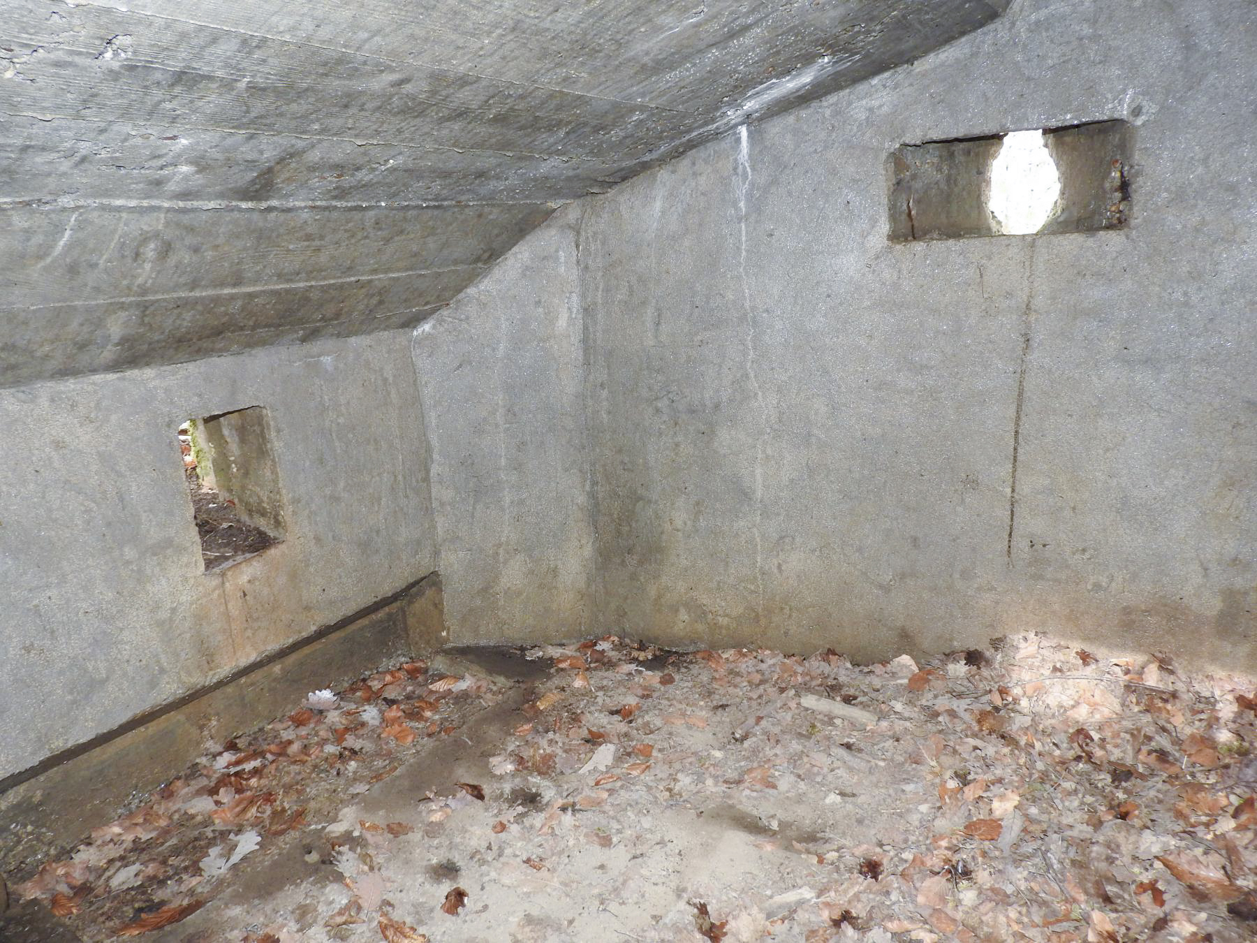 Ligne Maginot - SCHEIDWALD 10 - (Blockhaus pour arme infanterie) - La chambre de tir. - STENGER Mathieu