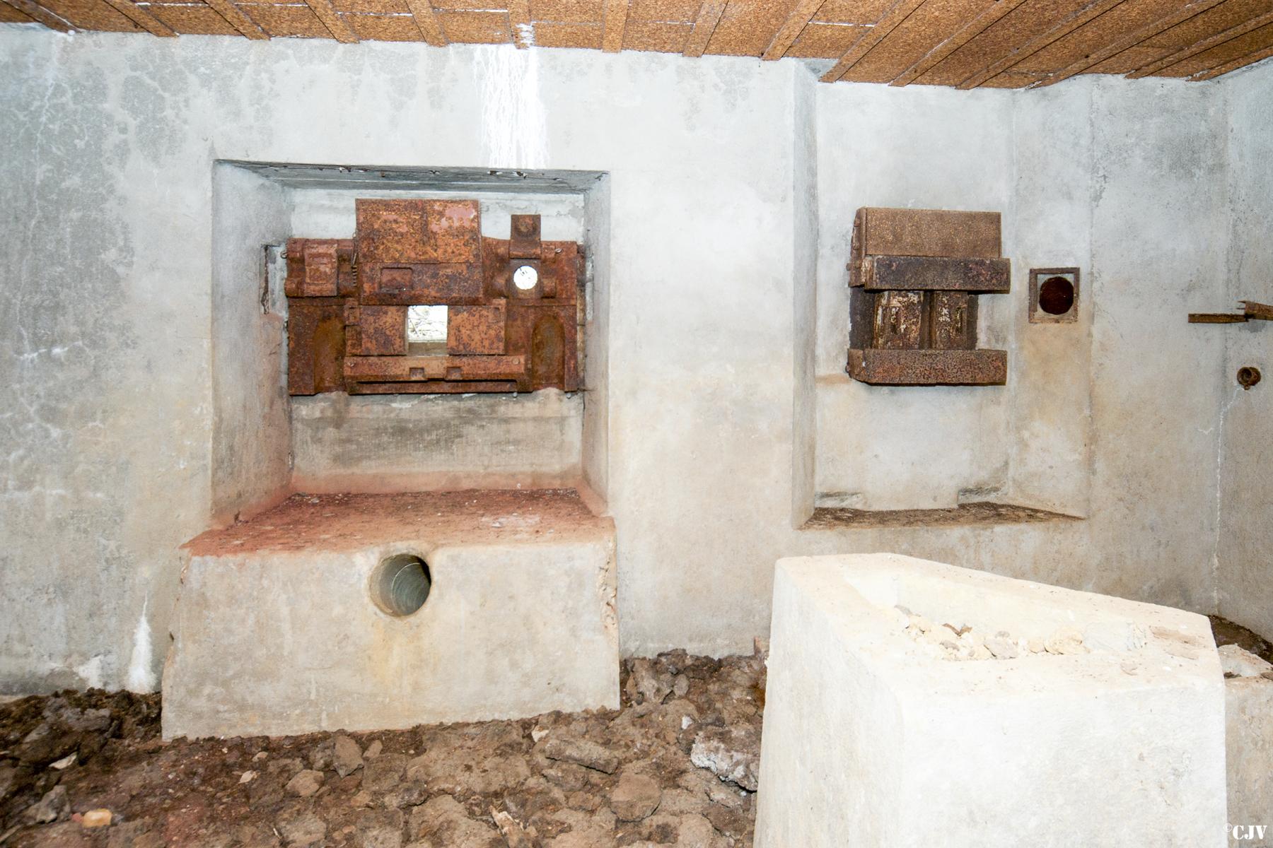 Ligne Maginot - MY10 - (Blockhaus lourd type STG / STG-FCR - Double) - Chambre de tir Est