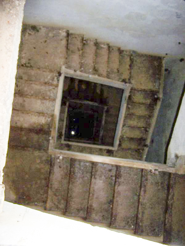 Ligne Maginot - THONNELLE - (Ouvrage d'infanterie) - Bloc 1
Les escaliers