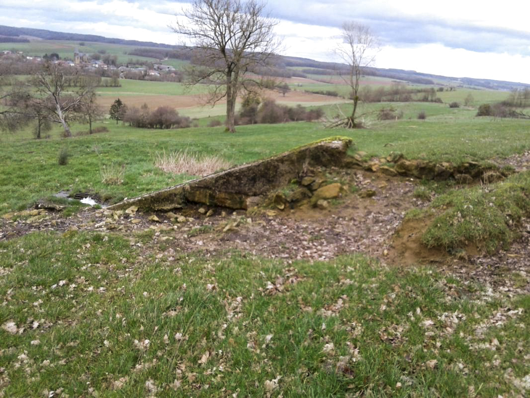 Ligne Maginot - THONNELLE - (Ouvrage d'infanterie) - Sortie de l'égout de l'ouvrage de Thonnelle, au Nord-Ouest du bloc 4.