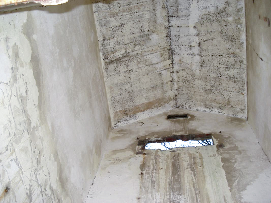 Ligne Maginot - THONNELLE - (Ouvrage d'infanterie) - Transformateur
L'intérieur