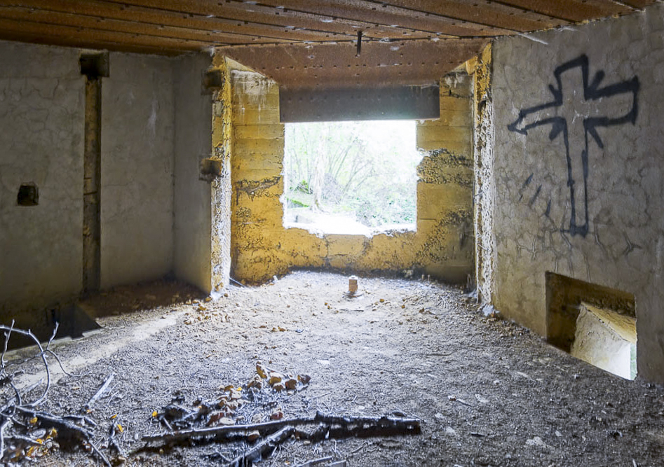Ligne Maginot - LA HIGNY - (Casemate d'artillerie) - Chambre de tir pour une pièce de 75