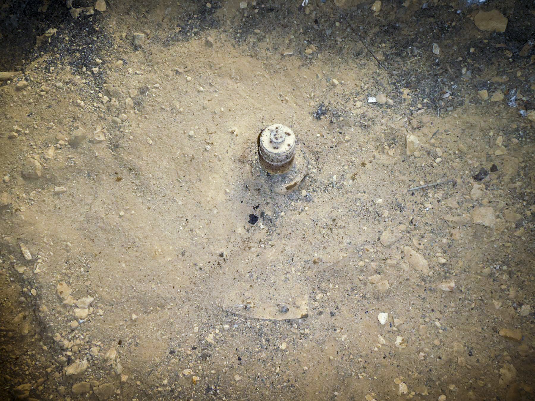 Ligne Maginot - LA HIGNY - (Casemate d'artillerie) - Pivot d'une pièce de 75 mm