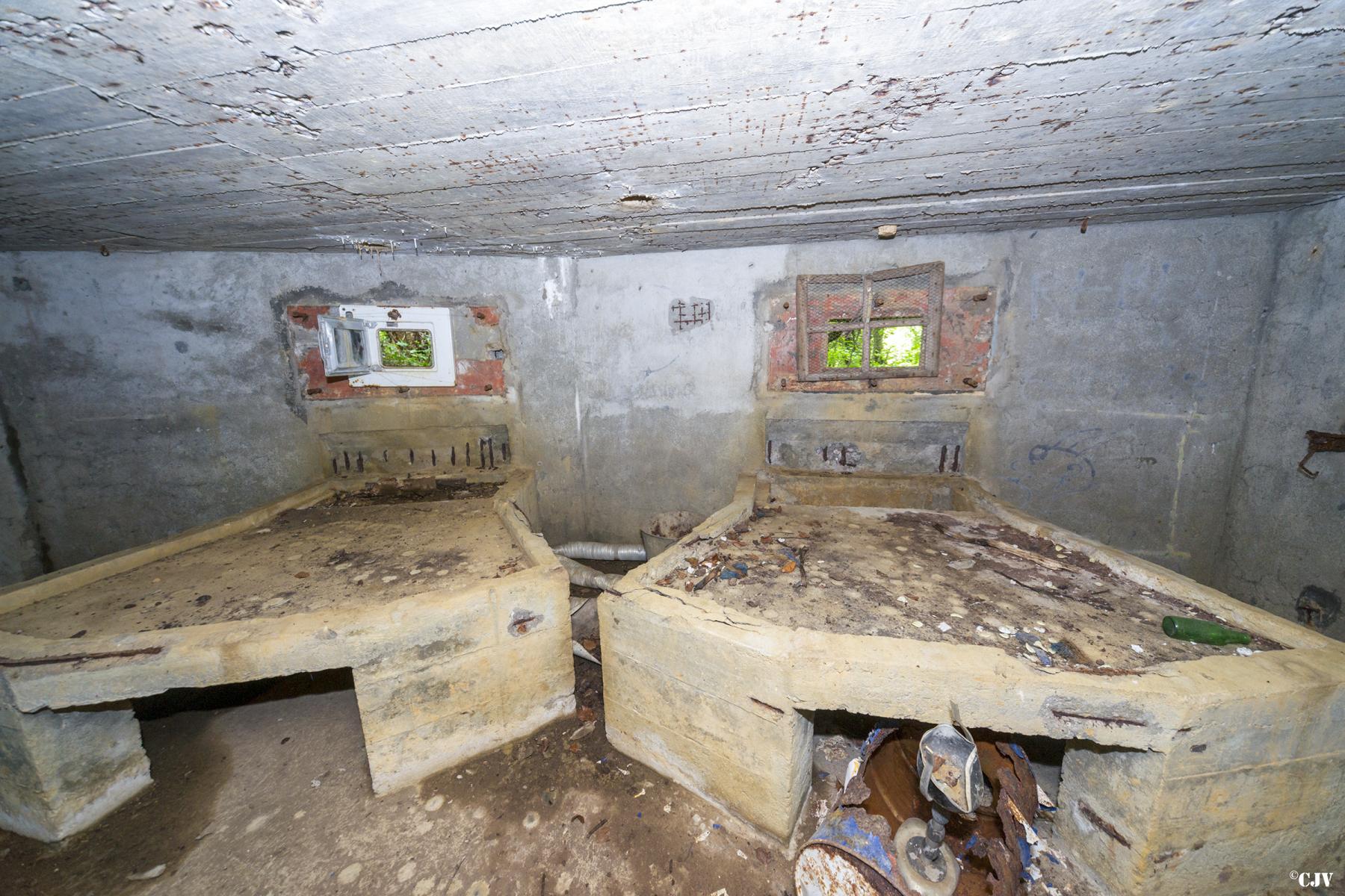 Ligne Maginot - MB28 - (Blockhaus pour arme infanterie) -                           