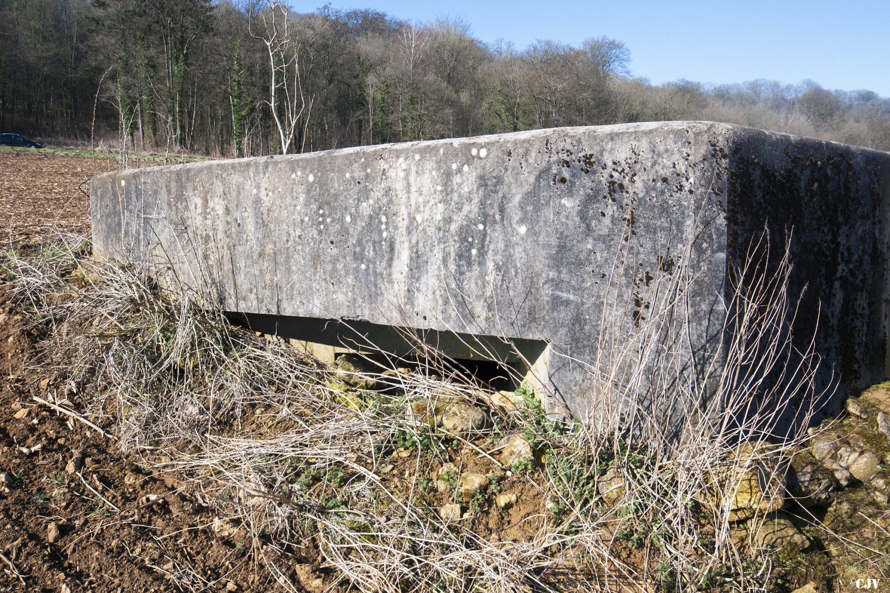 Ligne Maginot - MB30 - (Blockhaus pour arme infanterie) - Flanc Est