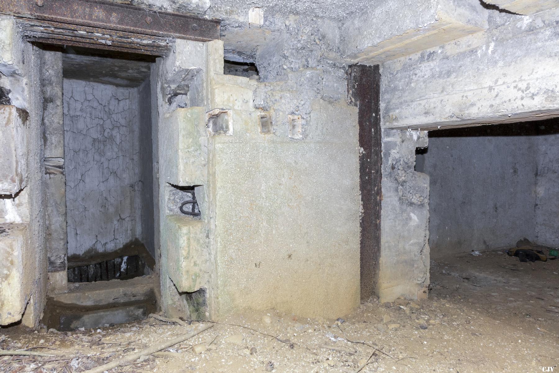 Ligne Maginot - MB53 - (Blockhaus lourd type STG / STG-FCR - Simple) - Les entrées - Lia VERMEULEN