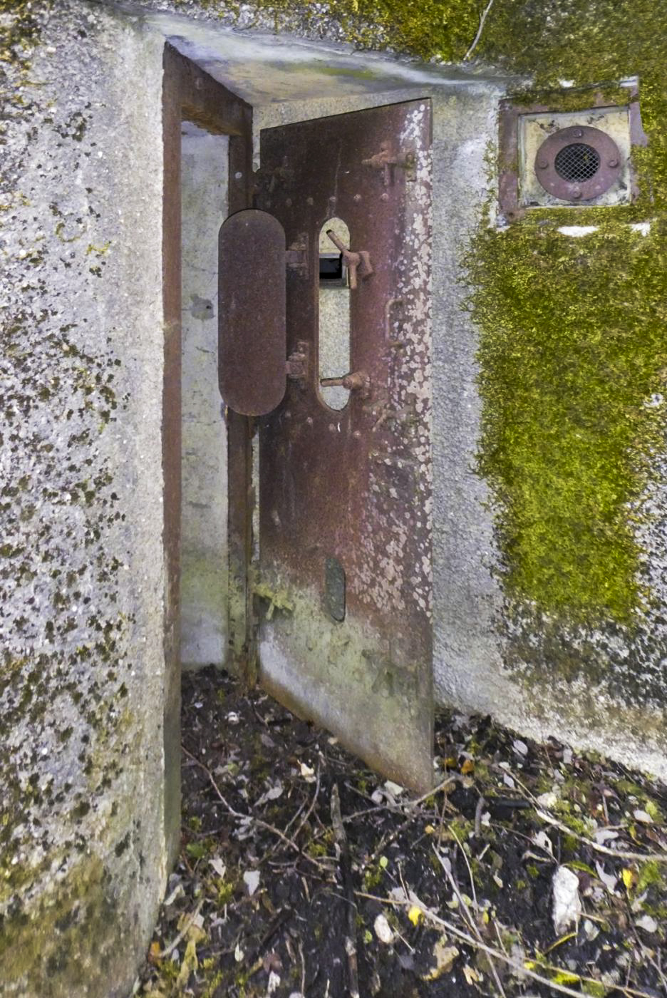 Ligne Maginot - MO4BIS - LA GRAVETTE - (Central téléphonique d'observation) - 