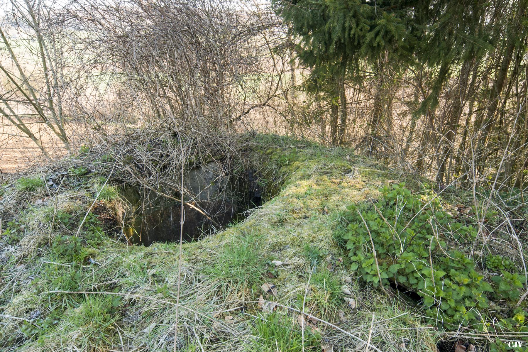 Ligne Maginot - MT17 - (Cuve pour arme d'infanterie) - Avant nettoyage - Lia VERMEULEN