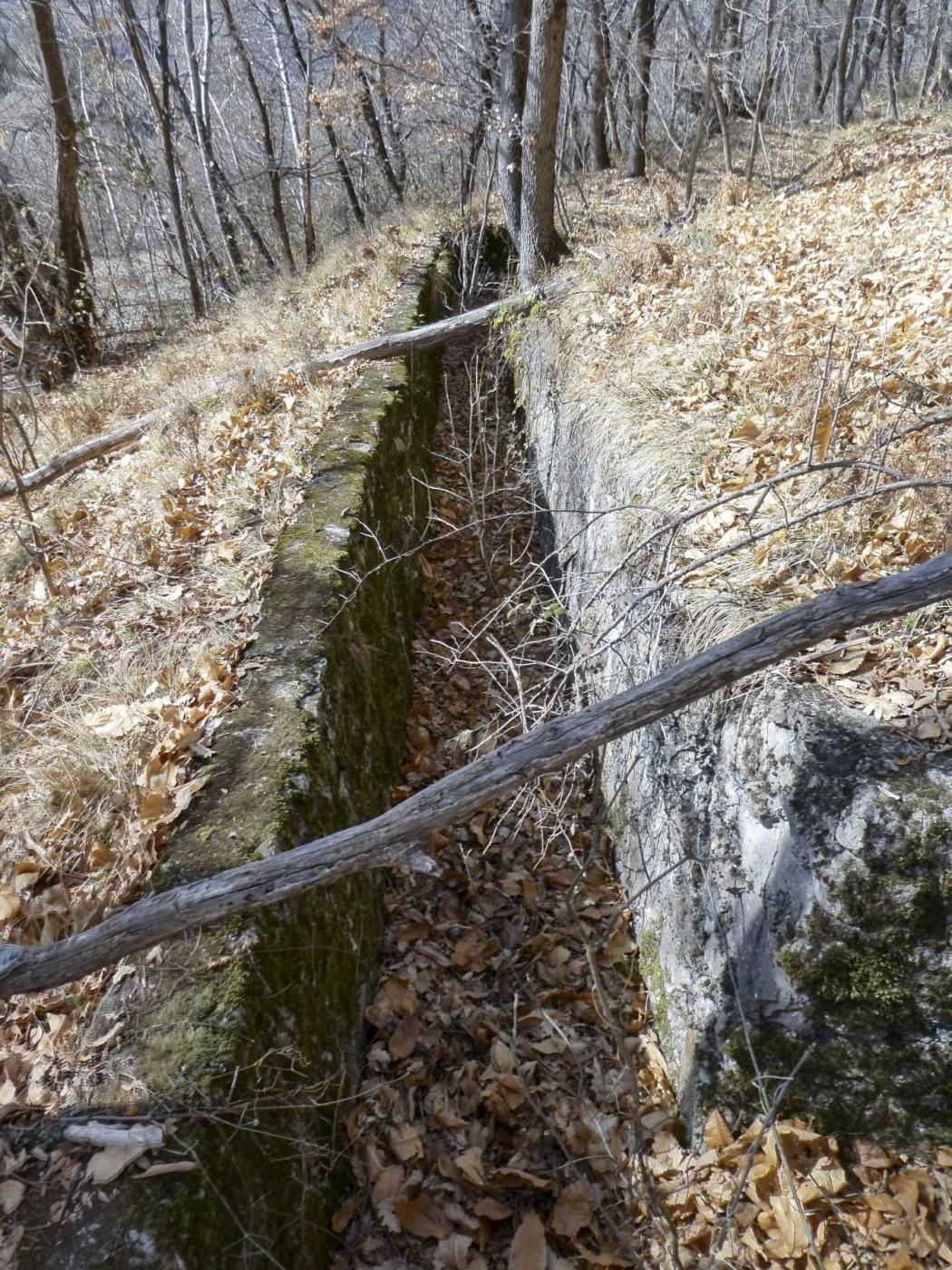 Ligne Maginot - PLANET - (Ouvrage d'infanterie) - Tranchée sud est
13. - ELLENA Daniel - CUNY Philippe