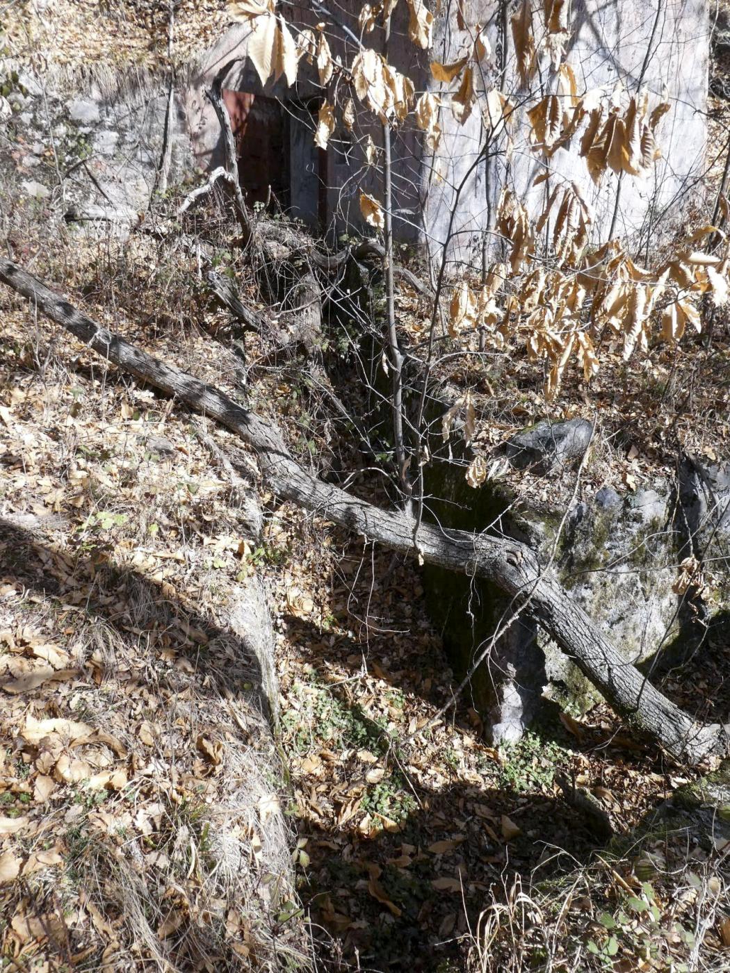 Ligne Maginot - PLANET - (Ouvrage d'infanterie) - Tranchée sud est
18.  Liaison avec le bloc 2  - ELLENA Daniel - CUNY Philippe