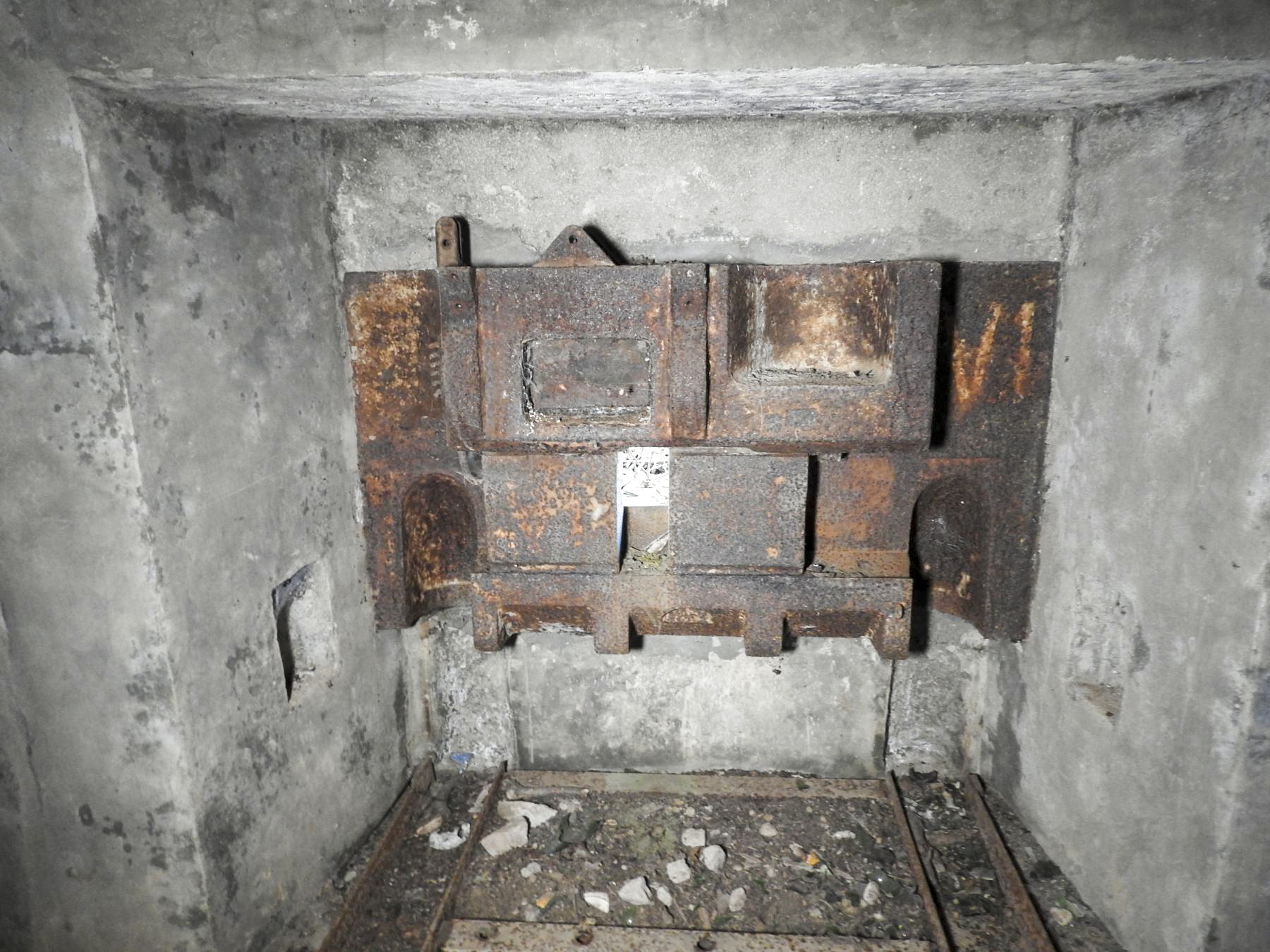 Ligne Maginot - CB164 - THEILBUSCH - (Blockhaus pour canon) - La trémie Pamart-Lemaigre. - STENGER Mathieu