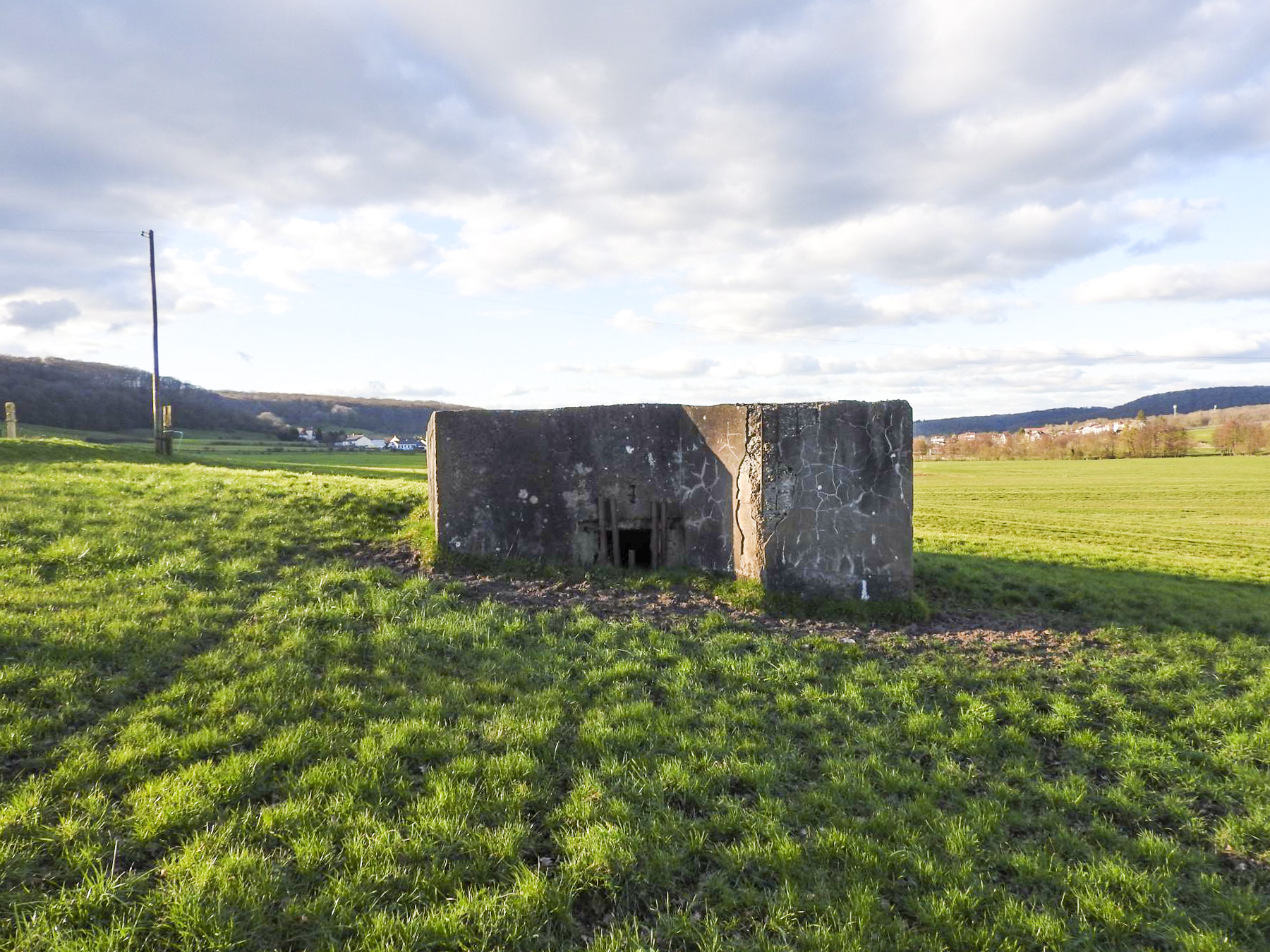 Ligne Maginot - CB611 - MOULIN BAS EST - (Blockhaus pour arme infanterie) - La façade de tir principale du blockhaus. - STENGER Mathieu