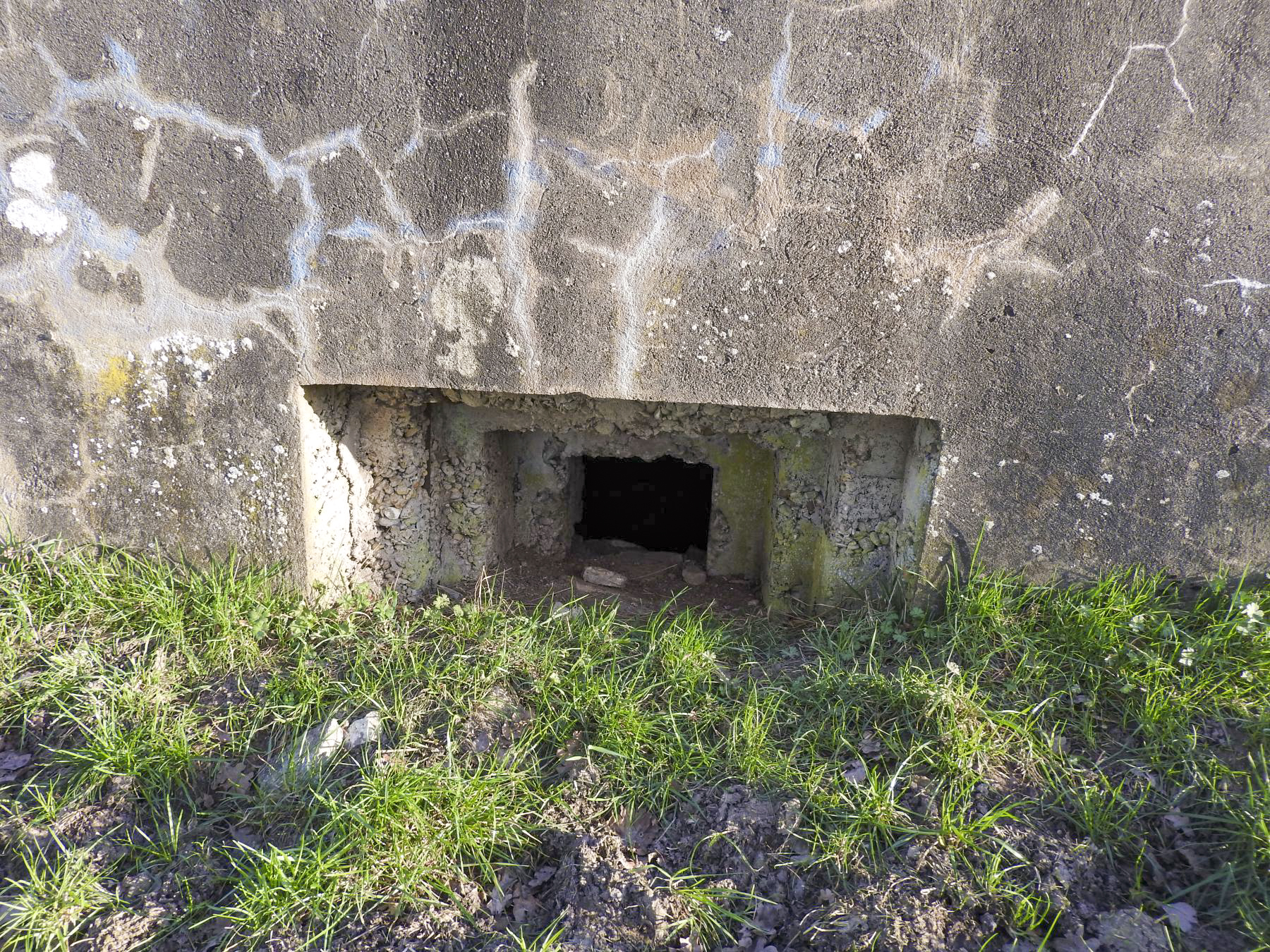 Ligne Maginot - CB611 - MOULIN BAS EST - (Blockhaus pour arme infanterie) - La façade arrière pour FM. - STENGER Mathieu