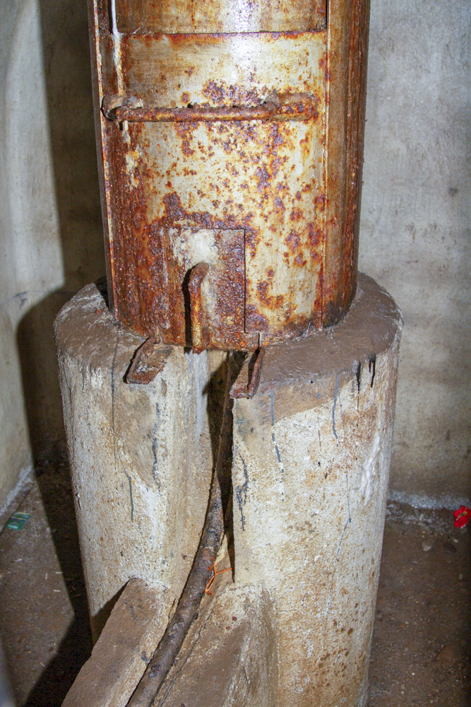 Ligne Maginot - FERMONT - A2 - (Ouvrage d'artillerie) - Une des arrivées de câbles - Michel Teiten