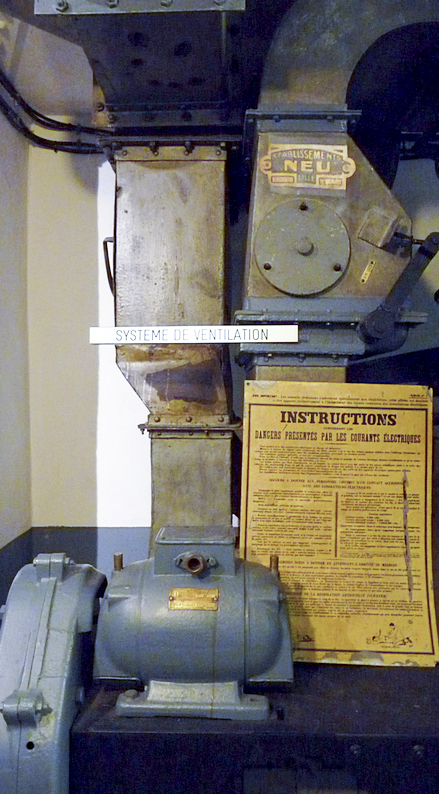 Ligne Maginot - ESCH - (Casemate d'infanterie - Double) -  - Sylvie Laure LAMBERT