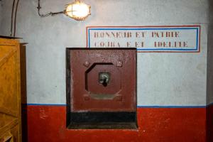 Ligne Maginot - BOUSSE - A24 - (Ouvrage d'infanterie) - Blockhaus de défenses intérieure couvrant le puits de l'entrée