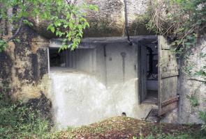 Ligne Maginot - COL DE GARDE (G) - EO10 - (Abri actif) - Bloc 1 