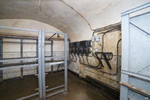 Ligne Maginot - ROCHONVILLERS - A8 - (Ouvrage d'artillerie) - Bloc 5
Local en bas du bloc