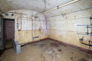 Ligne Maginot - ROCHONVILLERS - A8 - (Ouvrage d'artillerie) - Entre bloc 6 et bloc 7
Le PC de l'ouvrage