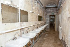 Ligne Maginot - ROCHONVILLERS - A8 - (Ouvrage d'artillerie) - Le casernement