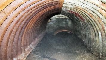 Ligne Maginot - BOIS DE BRILL (69° RMIF - II/166° RAP) - (PC de Sous-Secteur) - L'abri est toujours en bon état mais envahi par un peu d'eau