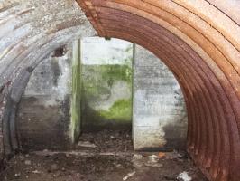 Ligne Maginot - BOIS DE BRILL (69° RMIF - II/166° RAP) - (PC de Sous-Secteur) - Vue de l'intérieur coté accès