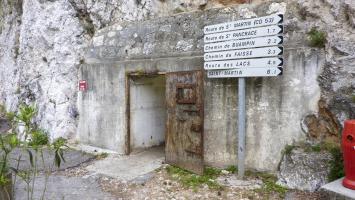 Ligne Maginot - PEILLE - (Central téléphonique isolé) - Entrée de gauche