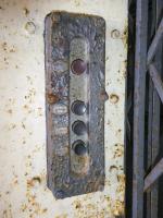 Ligne Maginot - COL DE GARDE (G) - EO10 - (Abri actif) - Bloc 1
Monte-charge, commande intérieure