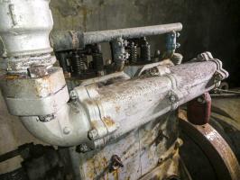 Ligne Maginot - COL DE GARDE (G) - EO10 - (Abri actif) - L'usine électrique
Le collecteur d'échappement