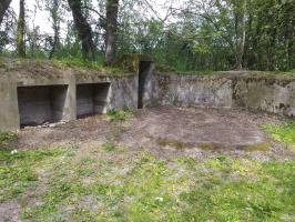 Ligne Maginot - Batterie du BUSCHWALD - Il y a dorénavant des panneaux explicatifs affichés sur ce parcours pédestre, la cuve a l'air bien propre et entretenue