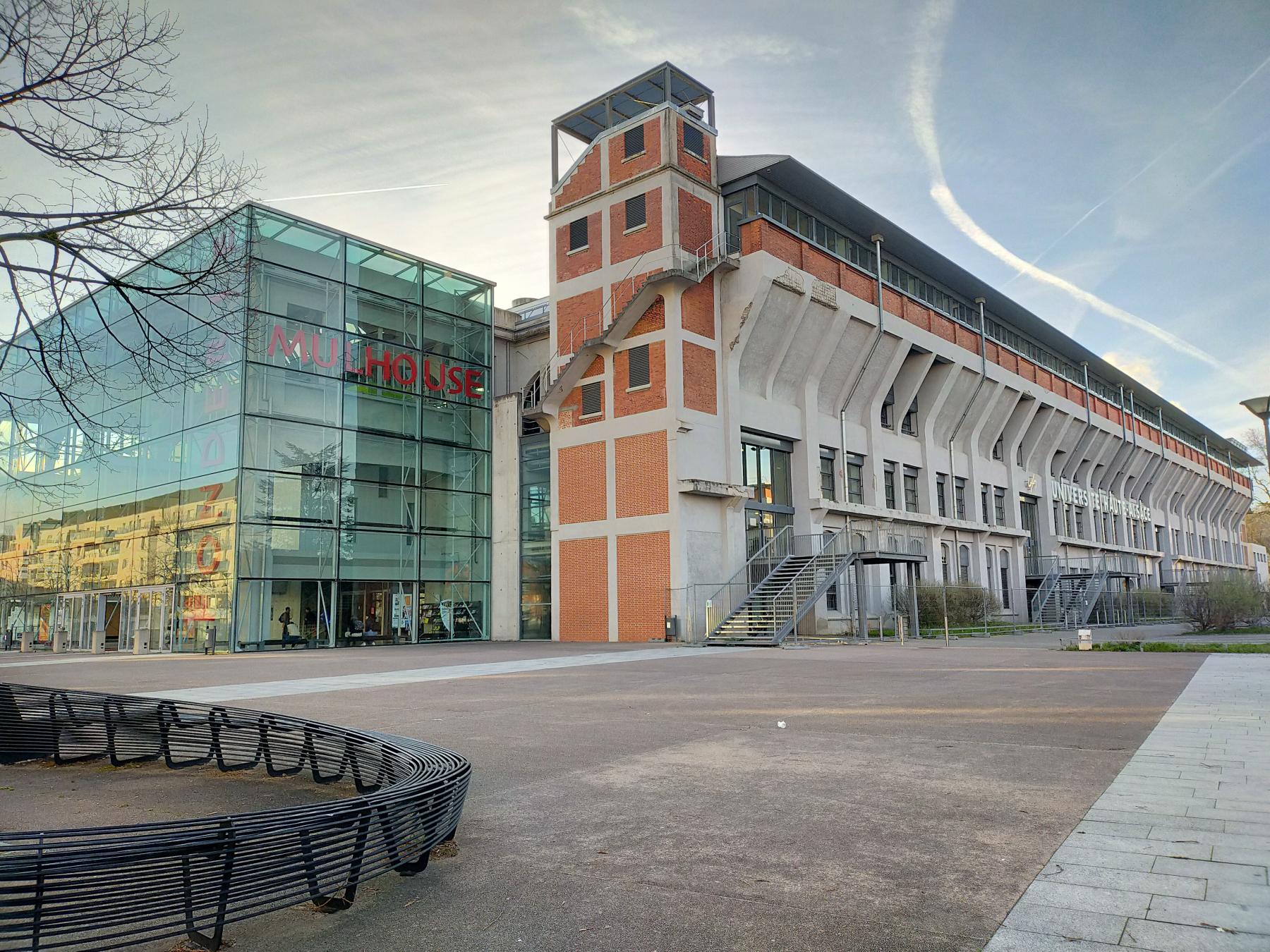 Ligne Maginot - Société Alsacienne de Construction Mécanique (Moteurs) (SACM-SSCM) - La Fonderie Marozeau, actuellement campus de l'Université de Haute-Alsace depuis sa réhabilitation.