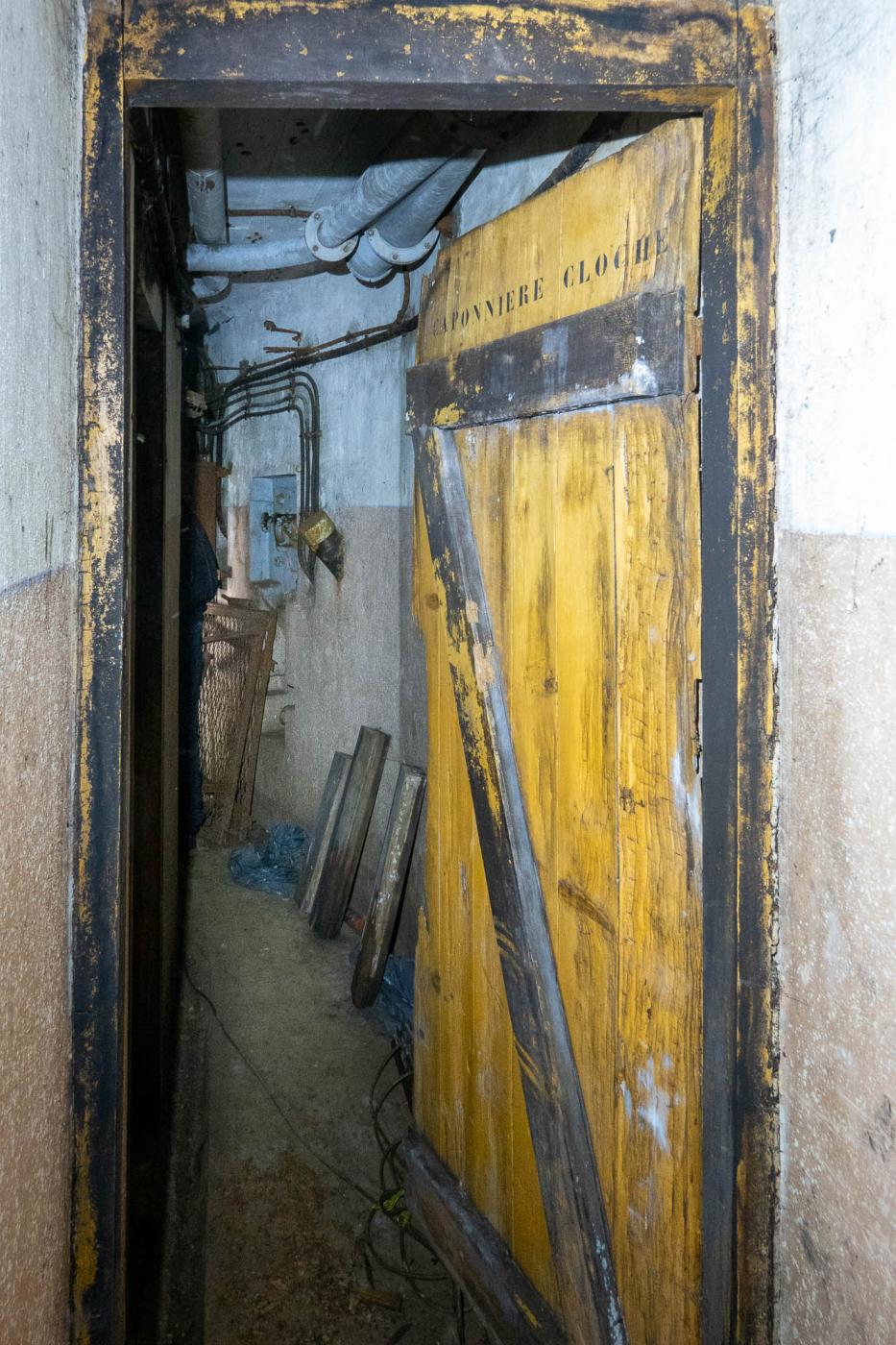 Ligne Maginot - BOUSSE - A24 - (Ouvrage d'infanterie) - Bloc 2
Caponnière et local cloche - Michel Teiten