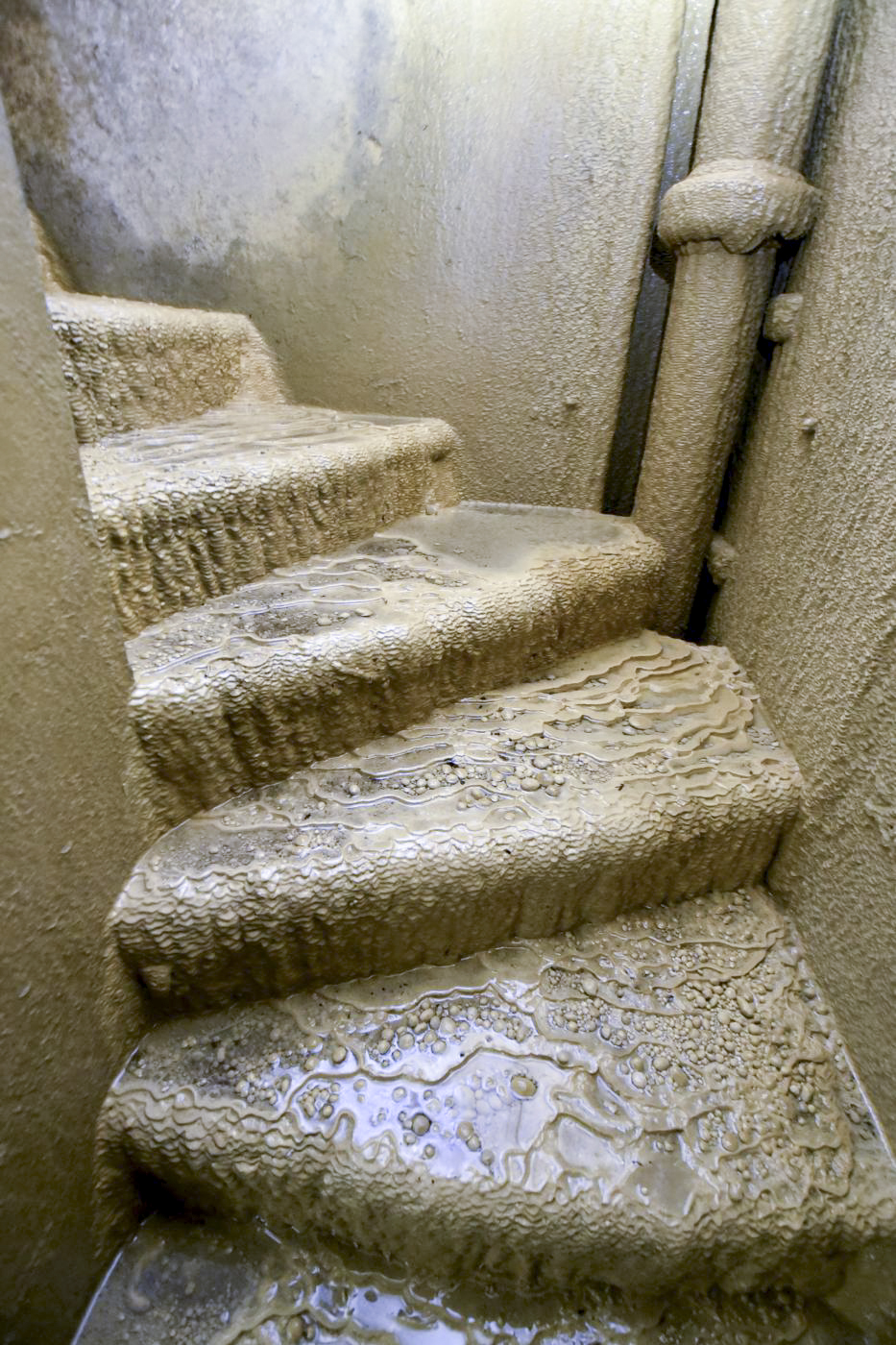 Ligne Maginot - LATIREMONT - A3 - (Ouvrage d'artillerie) - Bloc 5
Escalier - Ludovic KNAPP