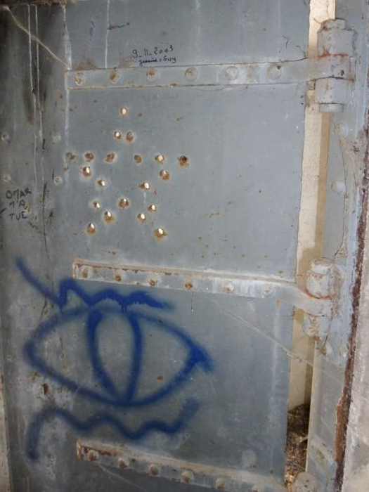 Ligne Maginot - COL DE LA TORRE - (Chambre de coupure) - La porte du local