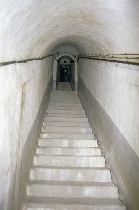Ligne Maginot - COL DE GARDE (G) - EO10 - (Abri actif) - Bloc 3
Escaliers menant au bloc 3
