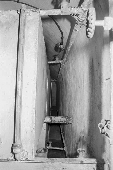 Ligne Maginot - COL DE GARDE (G) - EO10 - (Abri actif) - La citerne d'eau - LOVINY Alain