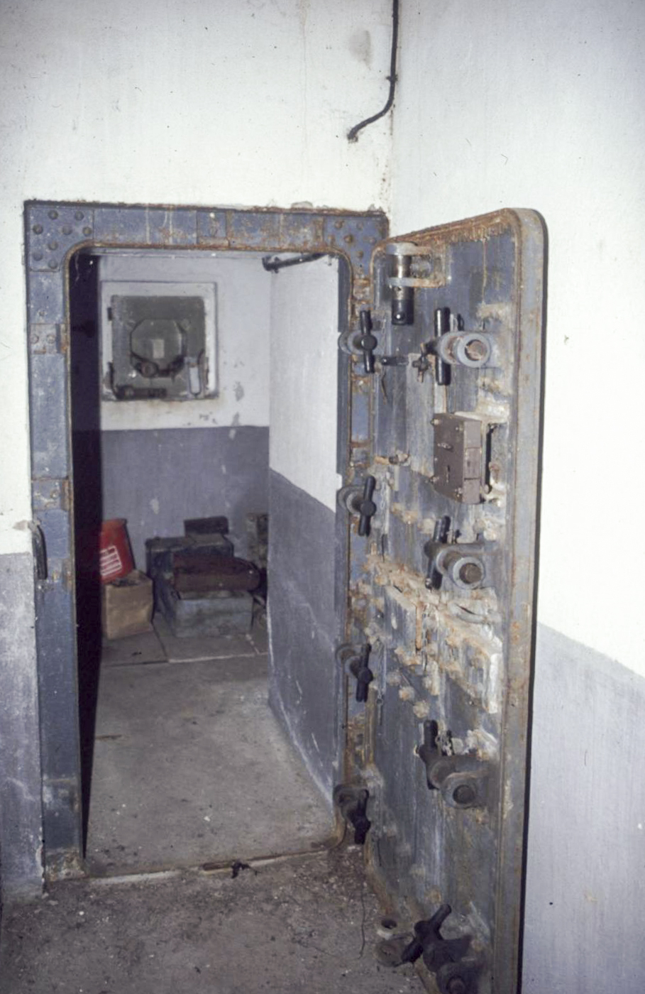 Ligne Maginot - HATTEN - O1 - (Observatoire d'artillerie) - L'entrée - ammagsdr