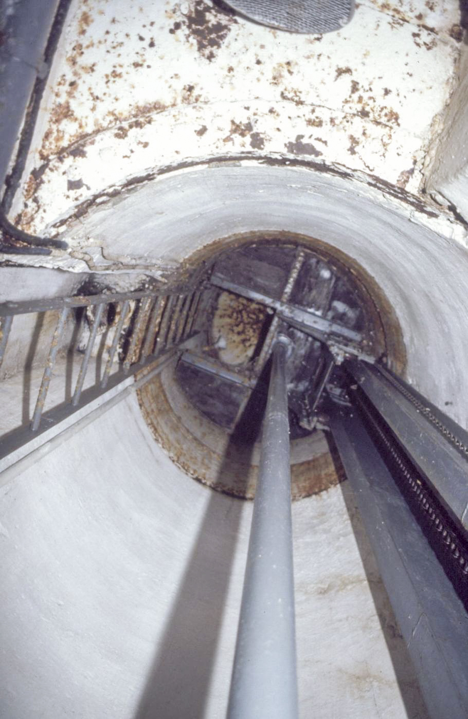 Ligne Maginot - HATTEN - O1 - (Observatoire d'artillerie) - La cloche GFM - ammagsdr