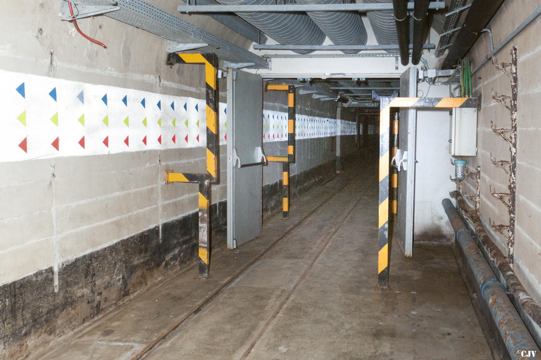 Ligne Maginot - ROCHONVILLERS - A8 - (Ouvrage d'artillerie) - Galerie EH - usine - caserne - Lia VERMEULEN