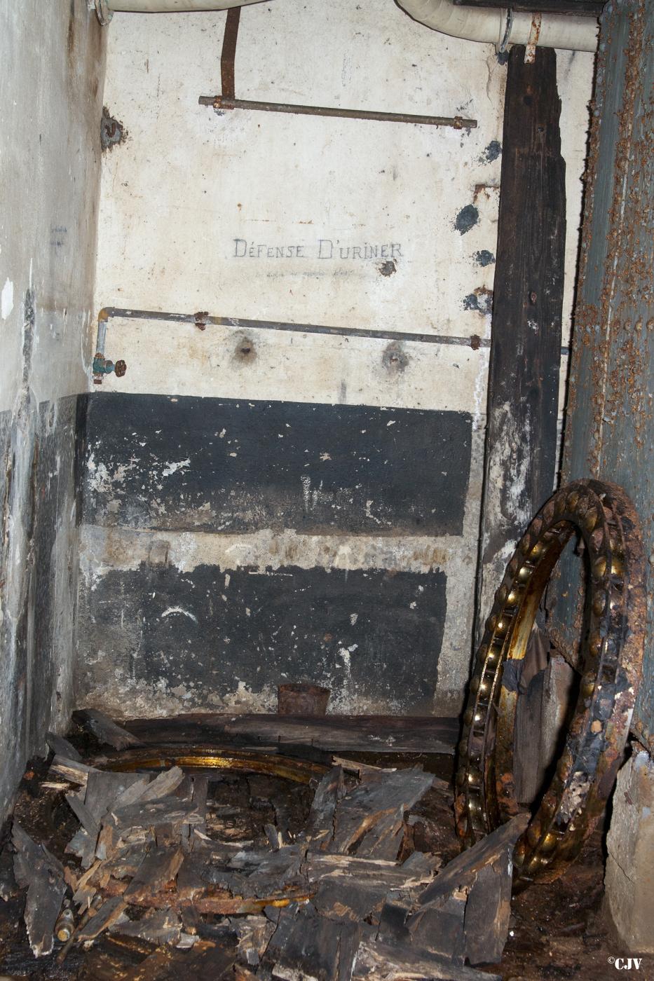 Ligne Maginot - ROCHONVILLERS - A8 - (Ouvrage d'artillerie) - Bloc 2 - Lia VERMEULEN