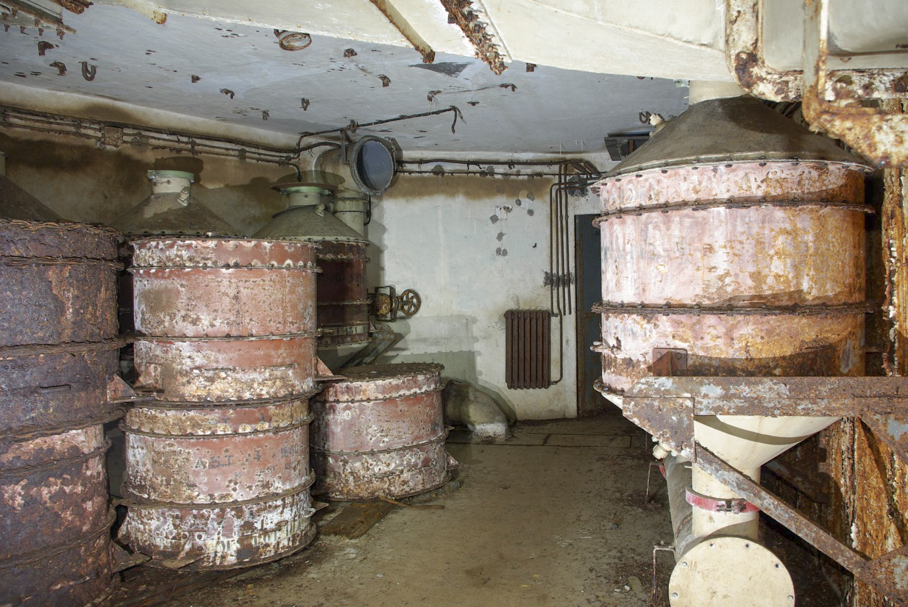 Ligne Maginot - ROCHONVILLERS - A8 - (Ouvrage d'artillerie) - Bloc 5
Le local de neutralisation d'air. - Frédéric Lisch